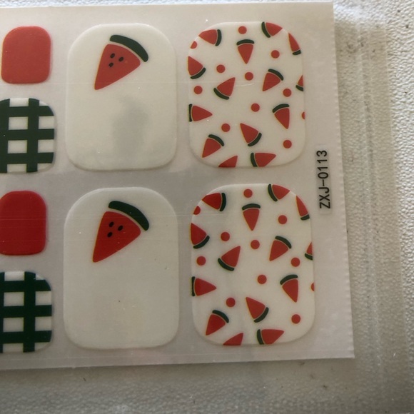 🦶🏽2/$8 Adorable watermelon designed toe nail wraps - Picture 3 of 6